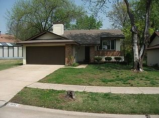 1632 Barkwood Dr, Florissant, MO