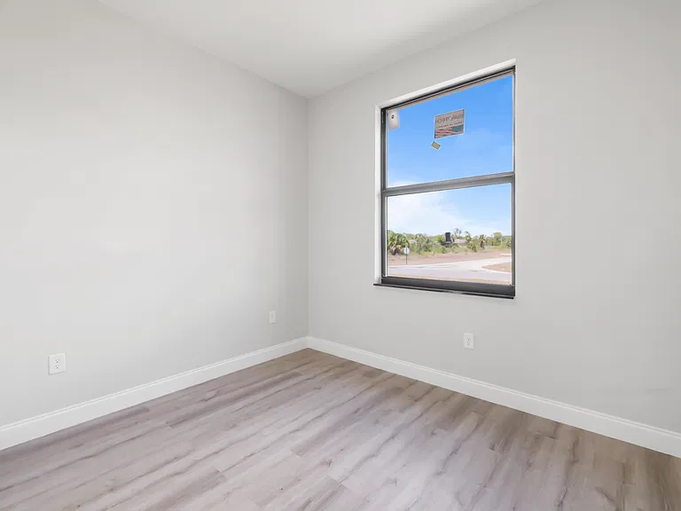 8014 Mangrove Cir — Photo 24