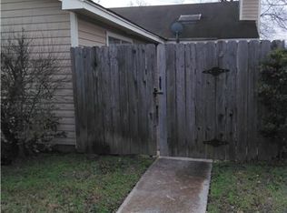 106 Elmhurst Cir UNIT B, Monroe, LA 71203