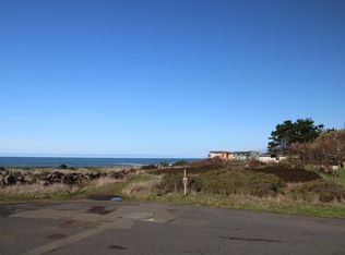 81 Coral Point, Whitethorn, CA 95589