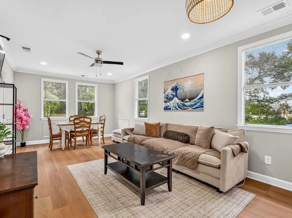 2666 Bennett Yard Rd, North Charleston, SC 29405