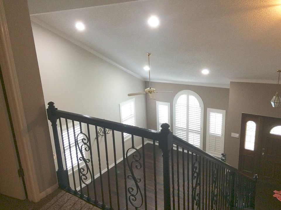 1st image of 12902 Park Forest St