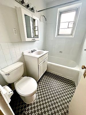 5th image of 69-10 198th St #3C