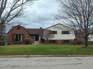 226 Toura Dr, Pittsburgh, PA 15236