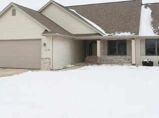 1192 Auburn Rd, West Bend, WI 53090