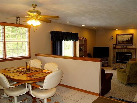 5th image of 316 Green Fields Ct