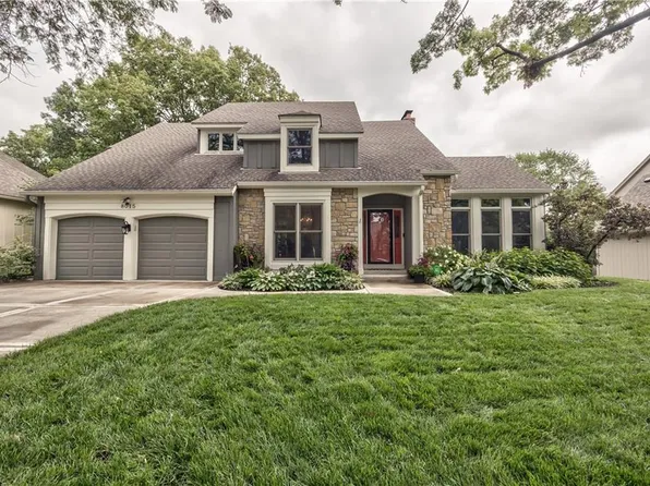 8015 Mullen Rd, Lenexa, KS 66215