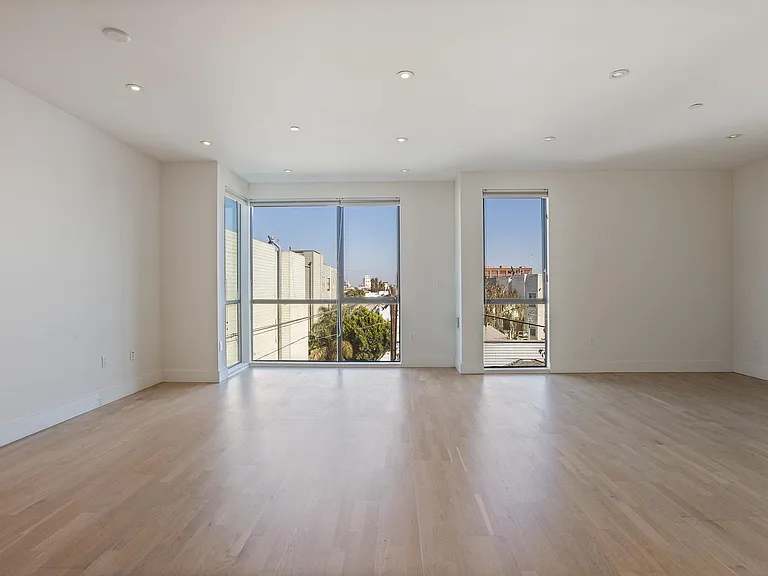 1340 Natoma St #2 — Photo 3