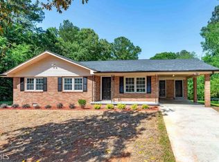 2026 River Rd, Ellenwood, GA 30294