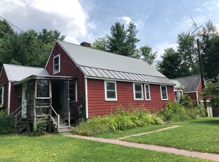 904 Townsend Rd, Groton, MA 01450