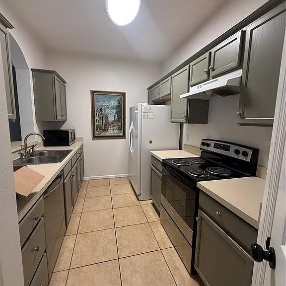6214 Stevenson Dr #305 — Photo 12