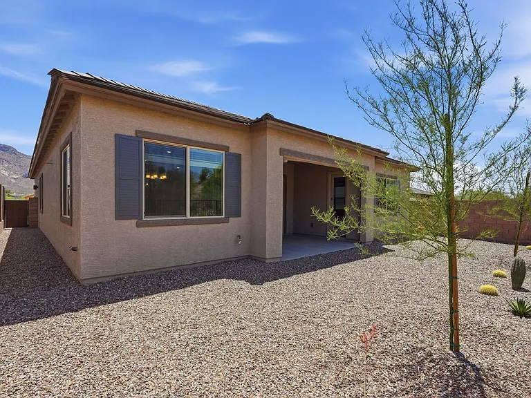 293 E Jasper Ct — Photo 41