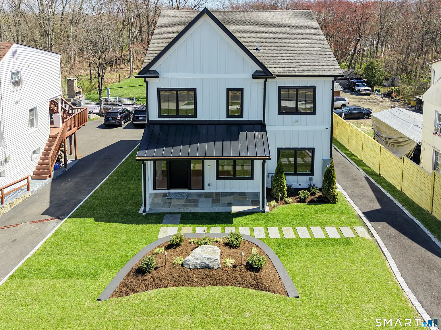 173 Belltown Road photo 1