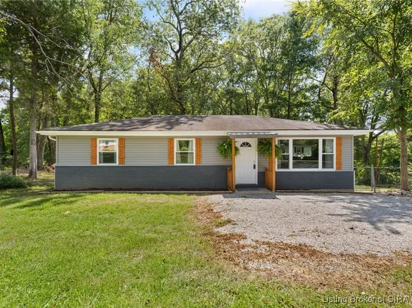 1595 Dogwood Drive NE, New Salisbury, IN 47161