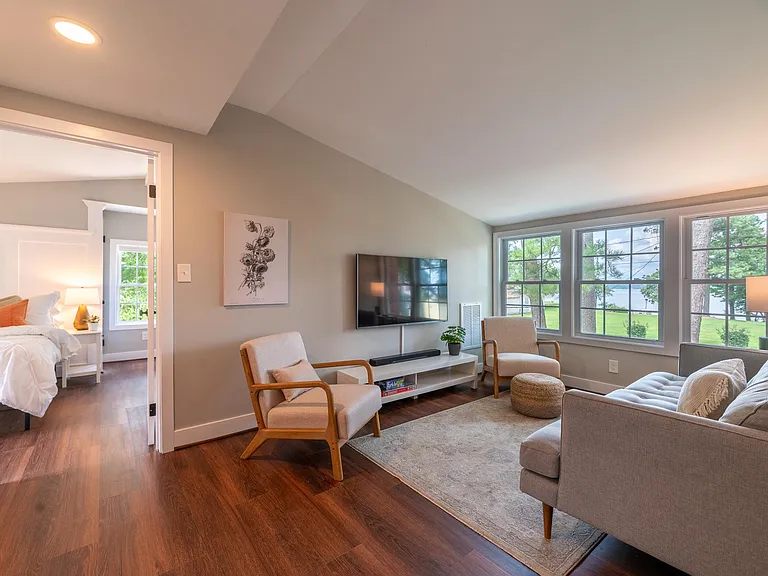 10137 Sycamore Landing Rd — Photo 14