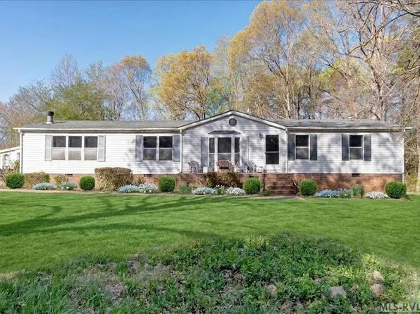 266 Macon Embro Rd, Macon, NC 27551