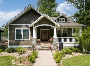 715 Holly Ave, Black Mountain, NC 28711