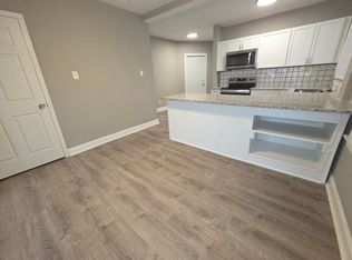 4955 Lindenwood Ave, Saint Louis, MO 63109