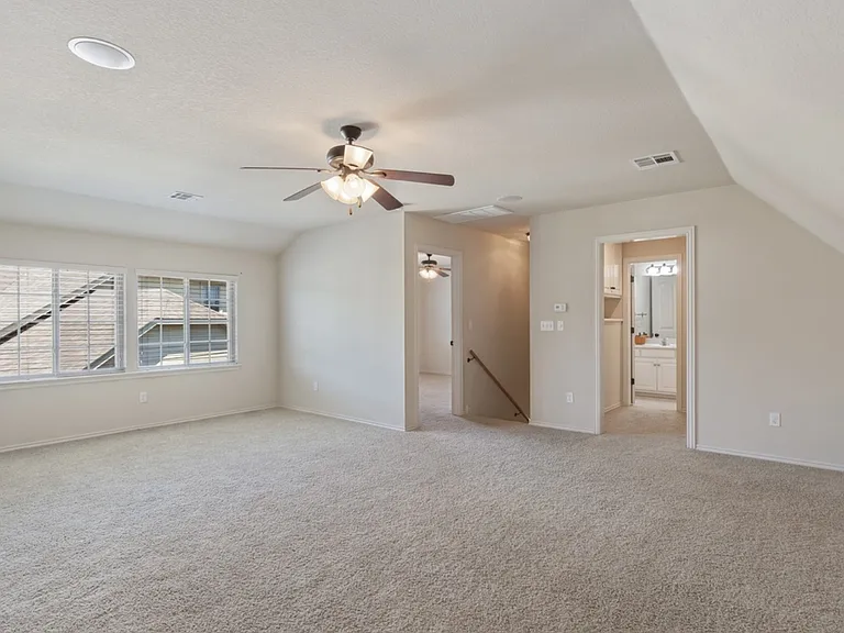 1608 E Boise St — Photo 12