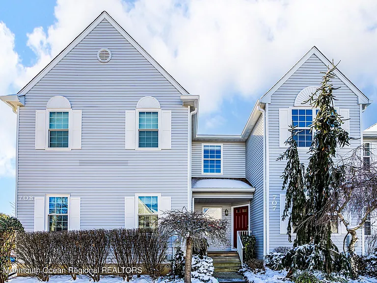 707 Hatchery Ct — Photo 1