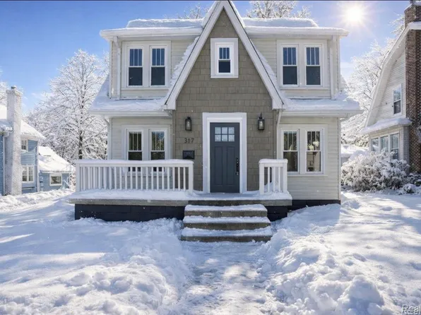 317 W Saint Clair St, Romeo, MI 48065