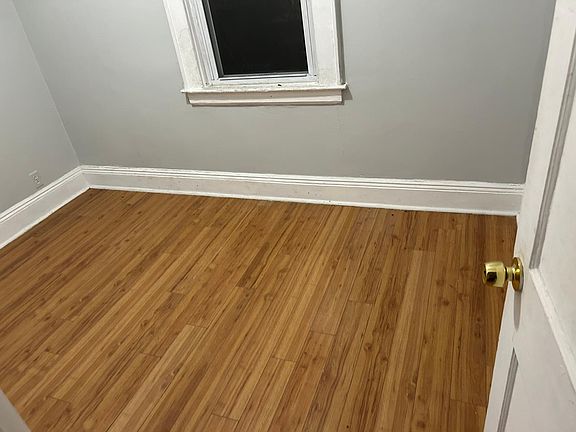 4th image of 8515 Smith Ave