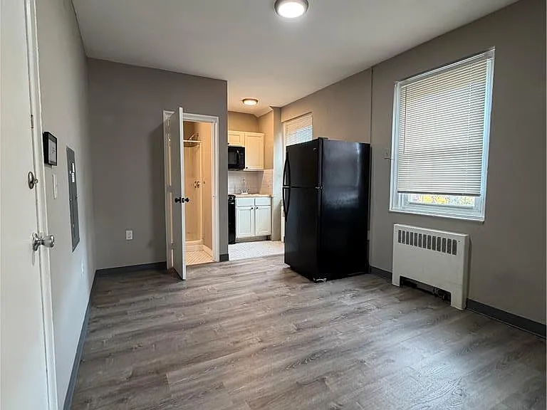 123 N 2nd St #204 — Photo 4