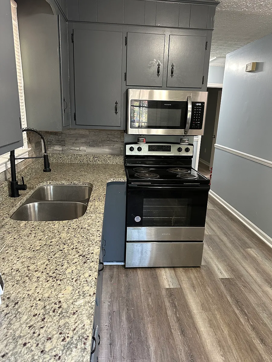 Building Photo - 331 Wimbish Dr #2