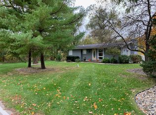 9023 Parshallville Rd, Fenton, MI