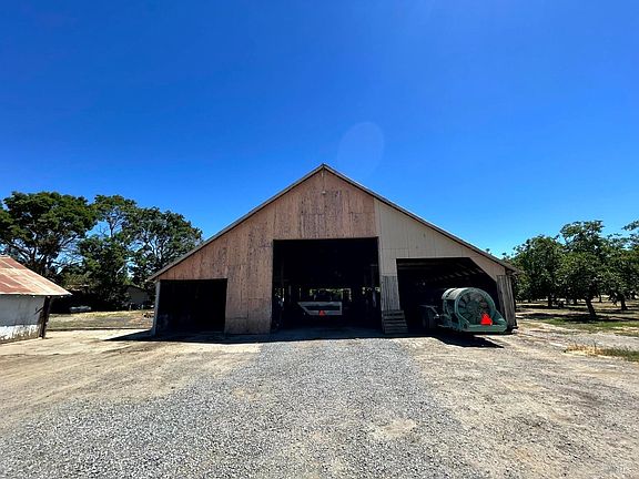 2nd image of 8835 Stevenson Bridge Road