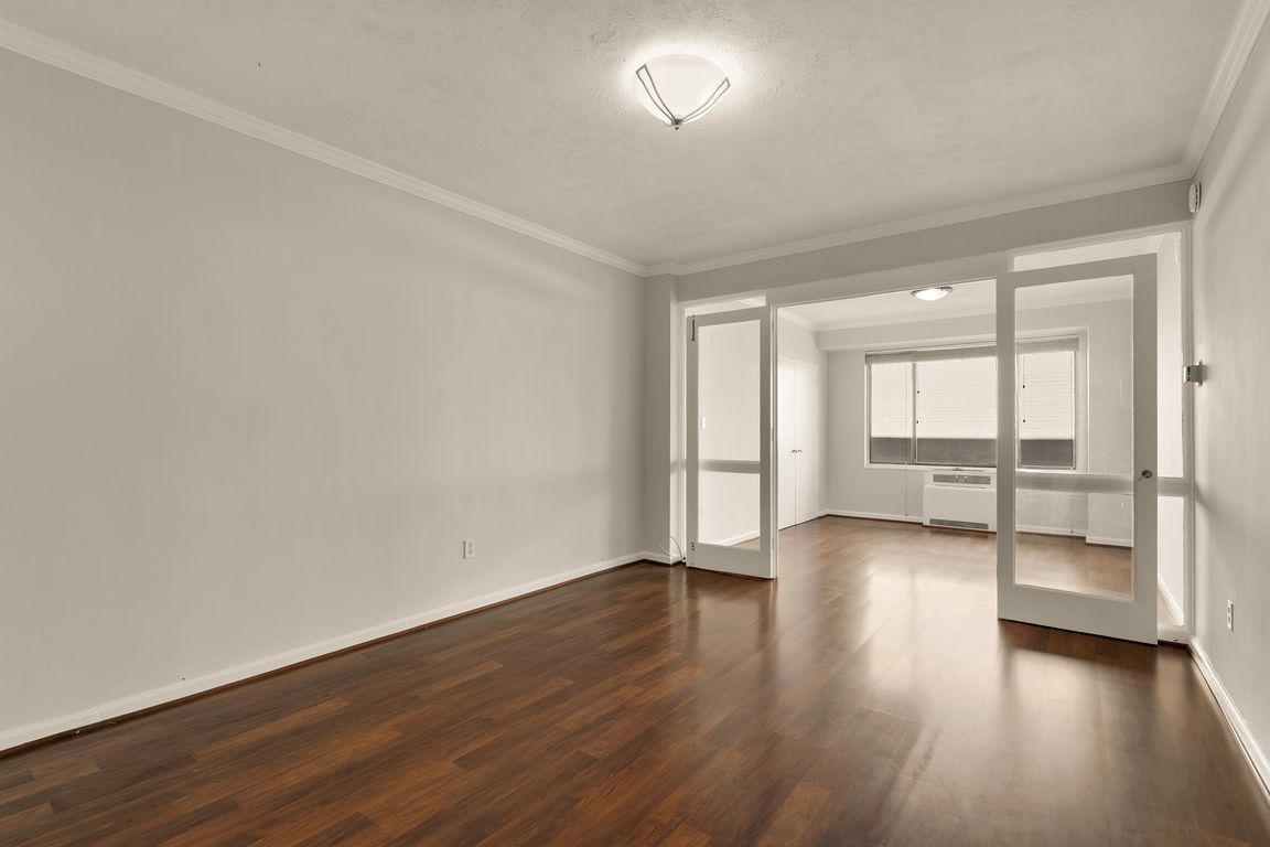 next background image