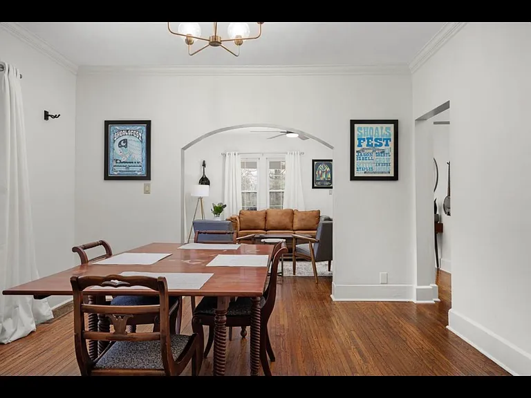 1213 N Pine St — Photo 4