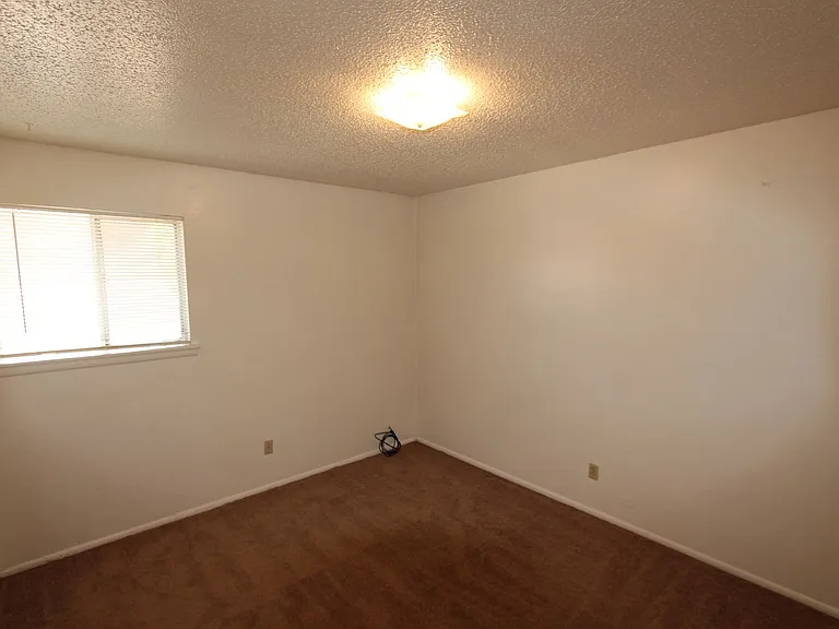 720 W Coconino Ave — Photo 20