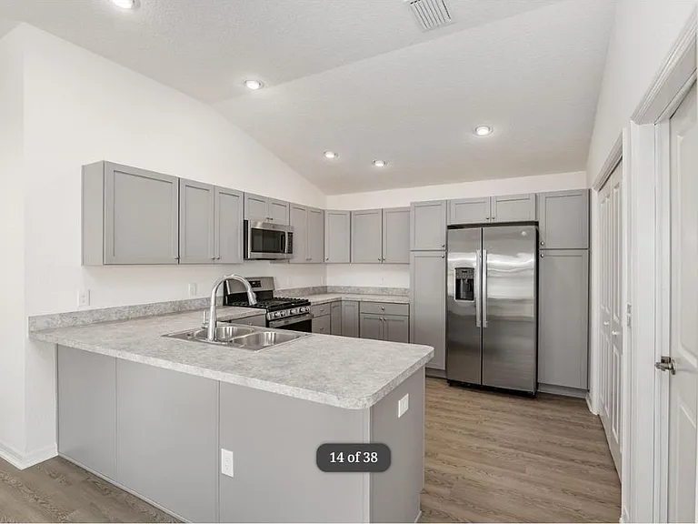 1746 Brody Ct — Photo 3