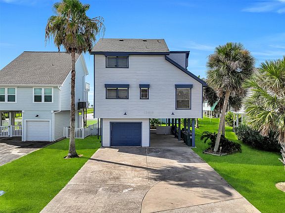 3rd image of 13819 San Domingo Dr
