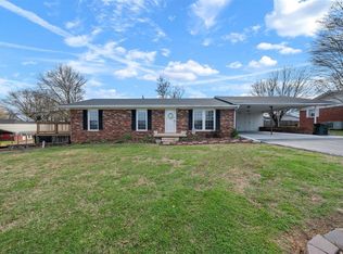431 Bluegrass Dr, Scottsville, KY 42164