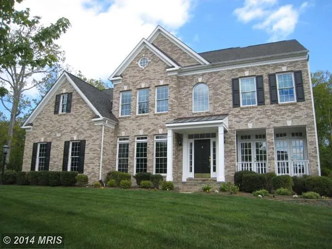22474 Forest Manor Dr photo 1