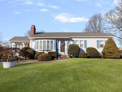 39 Holiday Ave, Warwick, RI, 02888