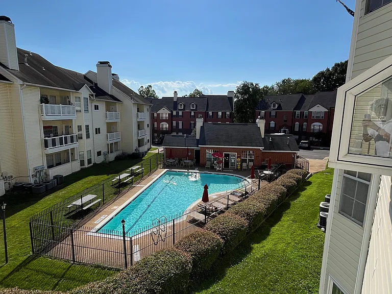 664 Gateway Dr SE — Photo 8