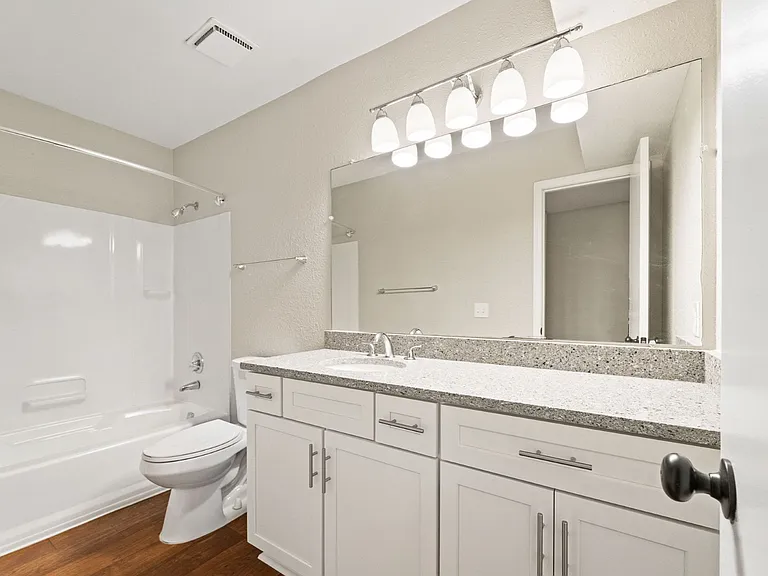 Villas on Briarcliff — Photo 15