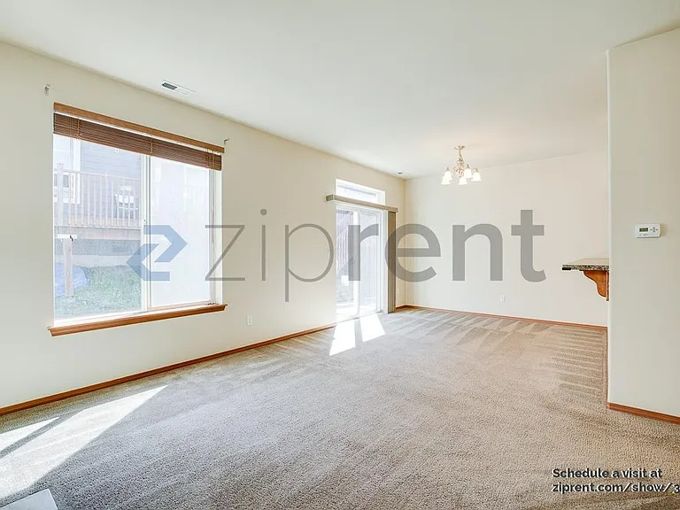 6106 Alexander Ave SE — Photo 7