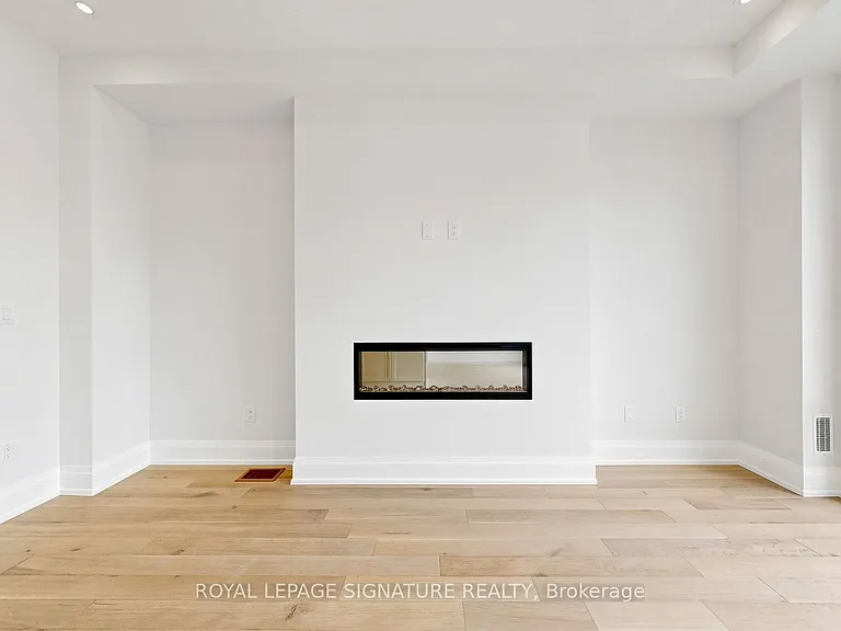 433 York Downs Blvd — Photo 8