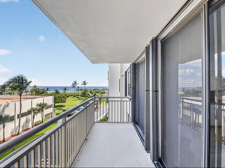 3400 N Ocean Dr #405 — Photo 24