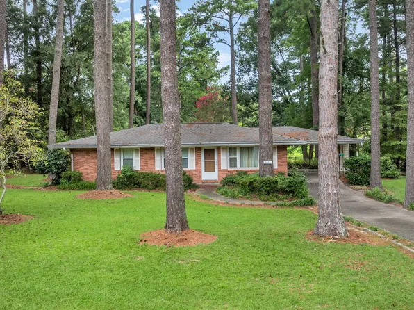 1626 Bruce Cir, Raleigh, NC 27603