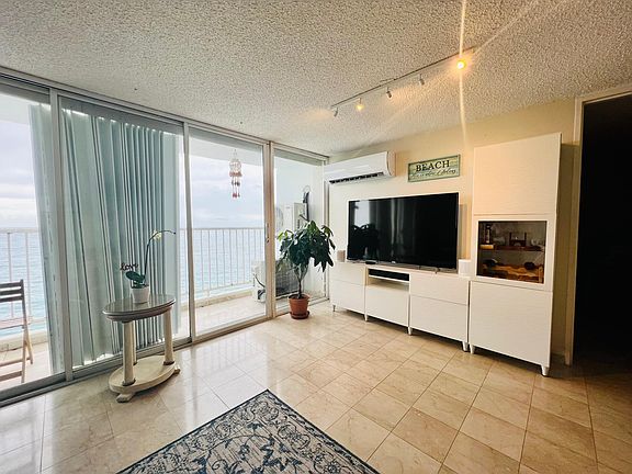 3rd image of 1035 Ashford Avenue Mirador Dl #1005