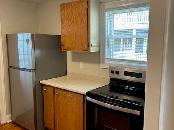 133 3rd St #1