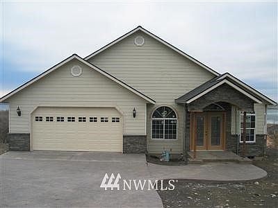 1st image of 228 Pelican Drive