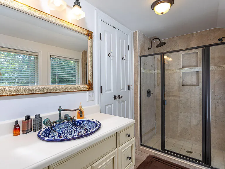 1308 Filmore St — Photo 26