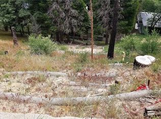 688 Arbula Dr, Crestline, CA 92325