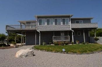 1st image of 300 Oyster Ln